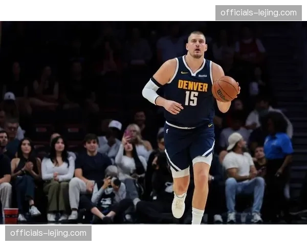 掘金场均121.3分进攻火力顶尖,爵士场均失分125.4联盟最差 掘金场均121.3分进攻火力顶尖,爵士场均失分125.4联盟最差